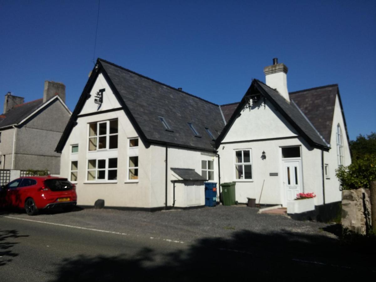 The Old School Caeathro, Snowdon, Eryri And Yr Wydffa Cottages Caernarfon Dış mekan fotoğraf